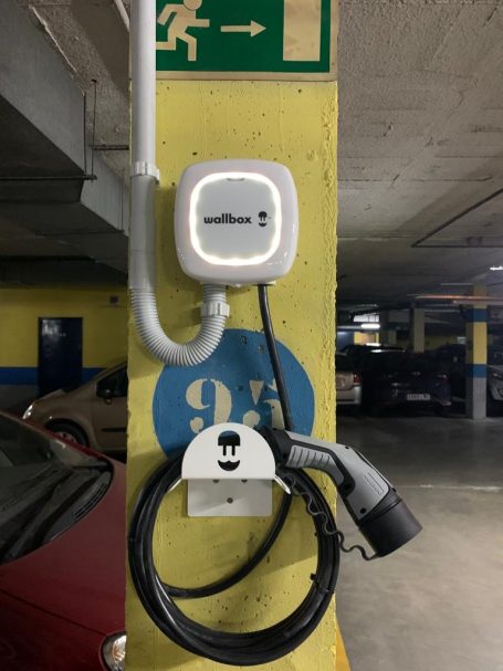 Cargador vehículo eléctrico Wallbox